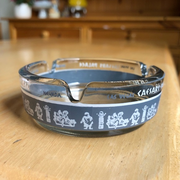 Caesar’s Palace Las Vegas Ashtray - Picture 3 of 8